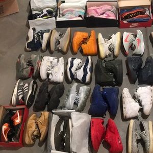 Truck of snkrs in Sz7/7.5/8: AirJordan,Nike,Yeezy,Adidas,ChristianLounutin,etc.